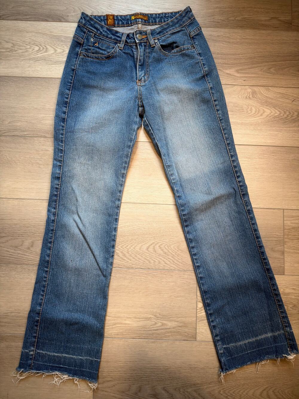 Y2K 2000's Aura Vintage Mid Rise Bootcut Blue Jeans Size 4